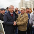 Иван Белозерцев доволен настроением людей, пришедших на ярмарку в Пензе