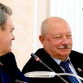 На шее Мельниченко: депутаты-единороссы, которым пора на пенсию, собираются пройти в ЗС, прикрывшись губернатором - Клуб регионов