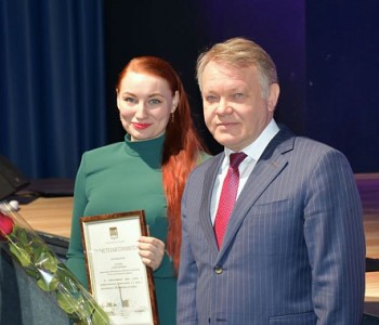 Пензенским работникам сферы культуры Александр Басенко вручил почетные награды