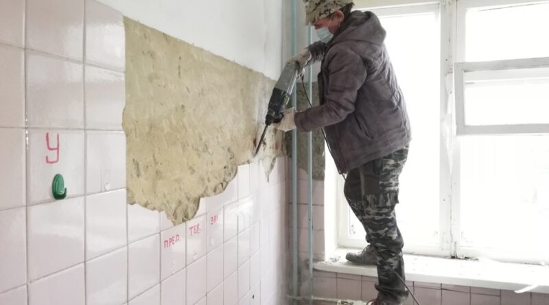В Камешкирской участковой больнице идет ремонт приемного отделения