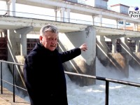 Паводок в Пензе под контролем - рев бездны в уникальном видеорепортаже с Сурского гидроузла