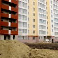 Дом «обманутых дольщиков» на Ново-Казанской сдадут летом