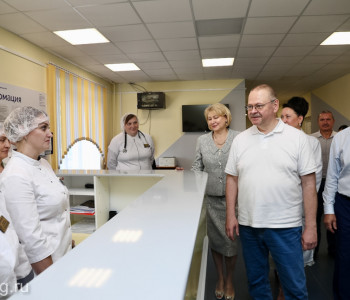 Олег Мельниченко осмотрел Башмаковскую и Земетчинскую районные больницы