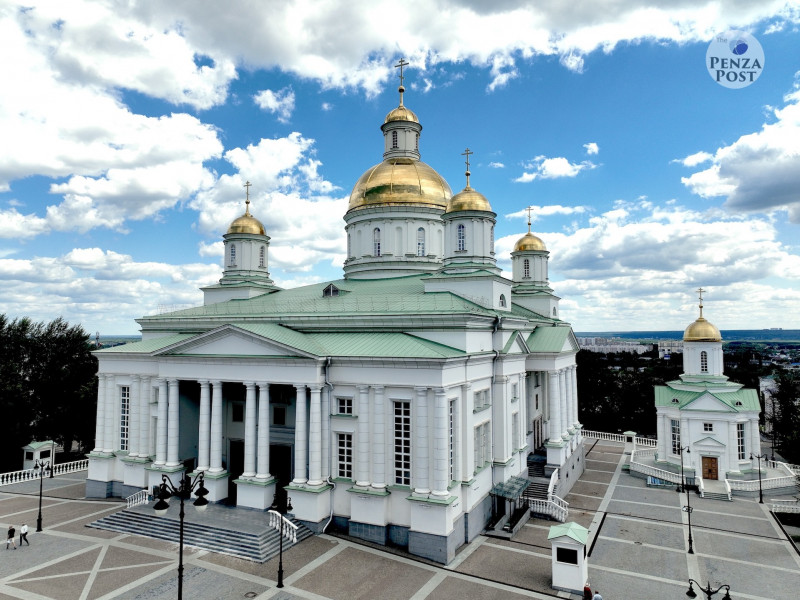 В пензенском Спасском кафедральном соборе прошло всенощное бдение