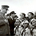 Иосиф Сталин землю 11 канала отдал бы детям, но не под аренду... мойки на 15 лет семье аффилянтов госстроителя Шаронова