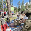 Дети в «Меридиане» посидели за рулём «Тигра» и познакомились с экипировкой ОМОН