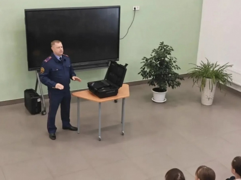 Следователь СК РФ провел урок криминалистики для кадетов Пензы