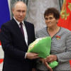 Владимир Путин вручил награду учителю из Городищенского района