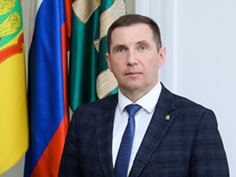 Глава Пензы Олег Денисов поздравил пензенцев с 363-летием города
